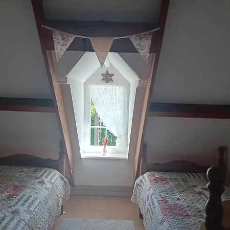 La Jolie Petite Maison For Groups 1-5 Fontenermont
